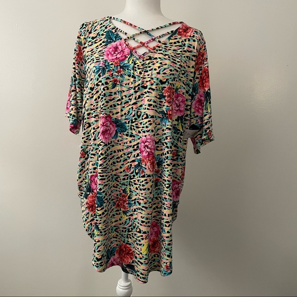 torrid Tops - Floral Leopard Super Soft V-Neck Strappy Tunic